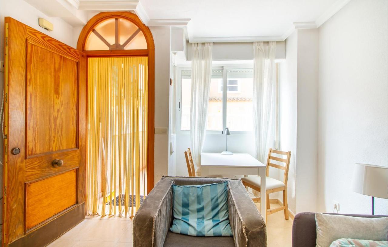 2 Bedroom Lovely Home In サンタ・ポラ エクステリア 写真