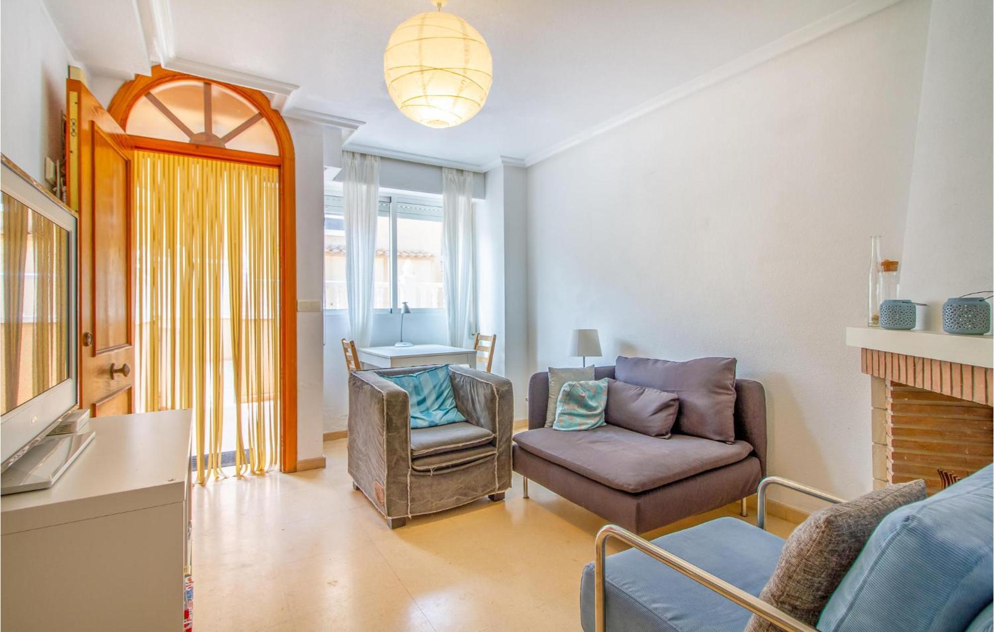 2 Bedroom Lovely Home In サンタ・ポラ エクステリア 写真